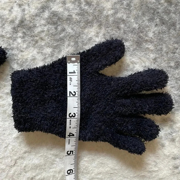 🔥4/$20 St Johns Bay Fuzzy Gloves - Picture 7 of 11